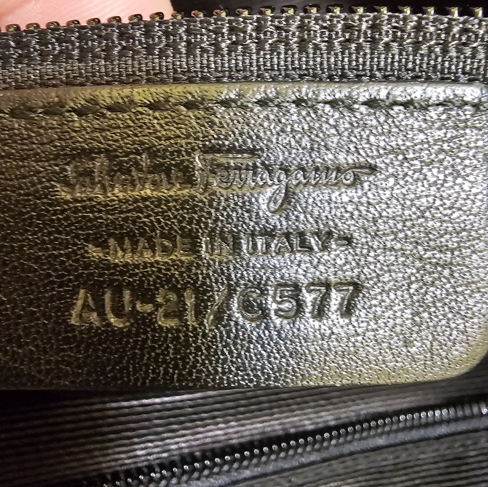 Salvatore Ferragamo Vara Tote Nylon with Leather Medium - Picture 6 of 16